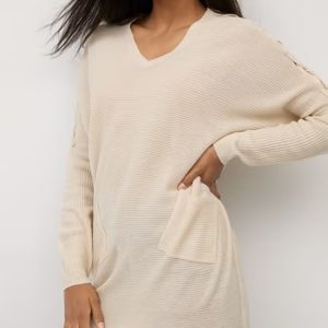 NWT Women's Lightweight Sweater Size Large